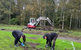 Frösunda vann på lappat gräs
