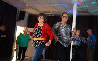 Glittrigt kaffedisco i Karby