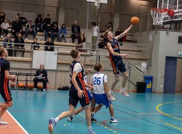 Basketdrama i Tellushallen gav hopp Basketdrama i Tellushallen gav hopp
