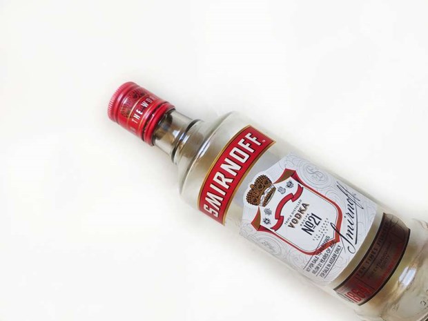 Flickor till sjukhus – drack fulsprit i Vallentuna Flickor till sjukhus – drack fulsprit i Vallentuna