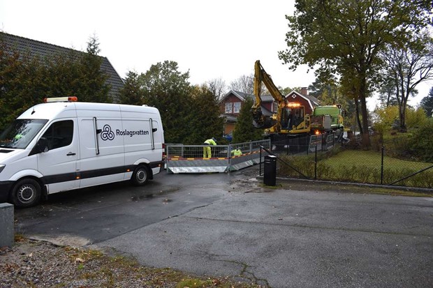 Omfattande vattenläcka i Bällsta Omfattande vattenläcka i Bällsta