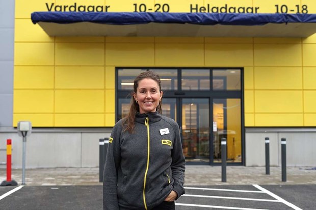 ”Nu fyller vi butiken till bredden”  ”Nu fyller vi butiken till bredden”