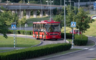 Snabbvgen till Arninge gr via Vallentuna