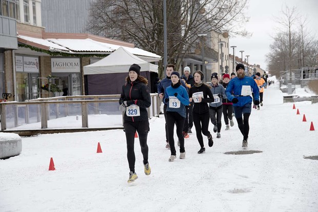 Flera elitl�pare kan st� p� startlinjen i Ny�rsloppet