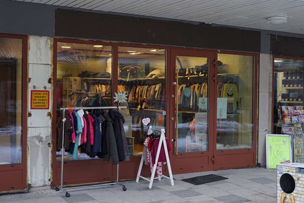 Tre �r senare � Lilla Cirkeln s�ljs