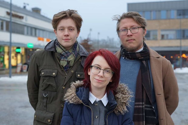 Muf �teruppst�r i Vallentuna