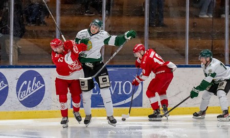 Sp�nnande kval f�r J18 och a-lag