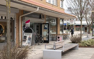 Tidigare anst�lld hotade att br�nna ner butik