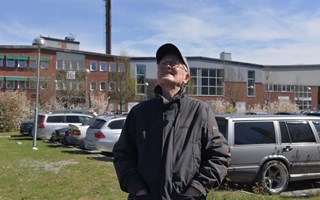 Bengt p� plats n�r skorstenen revs � �H�ftigt�