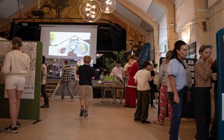 �gon, realism och mandala i elevernas utst�llning