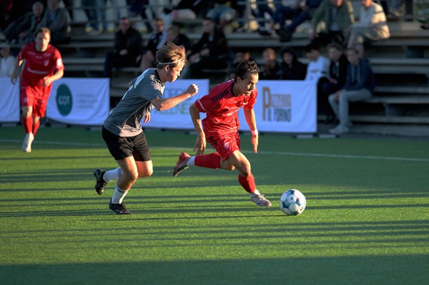 Till sommaruppeh�ll i serieledning 