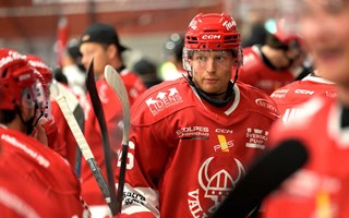 Hockeyderby direkt i säsongspremiären
