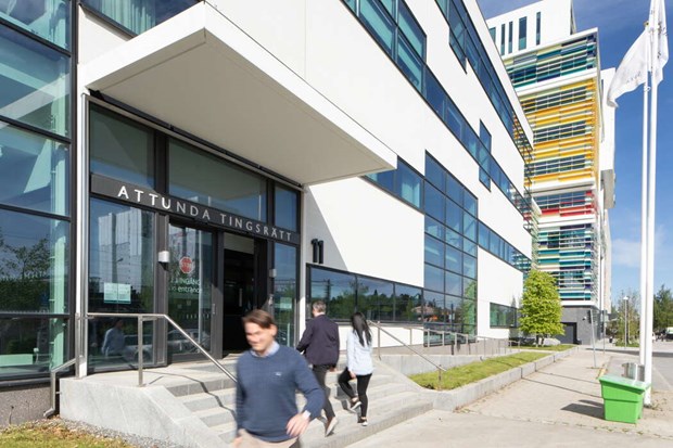 Rattfull man utgav sig f�r att vara polis
