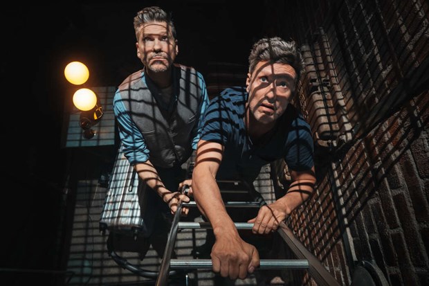 Teater som utmanar p� flera fronter